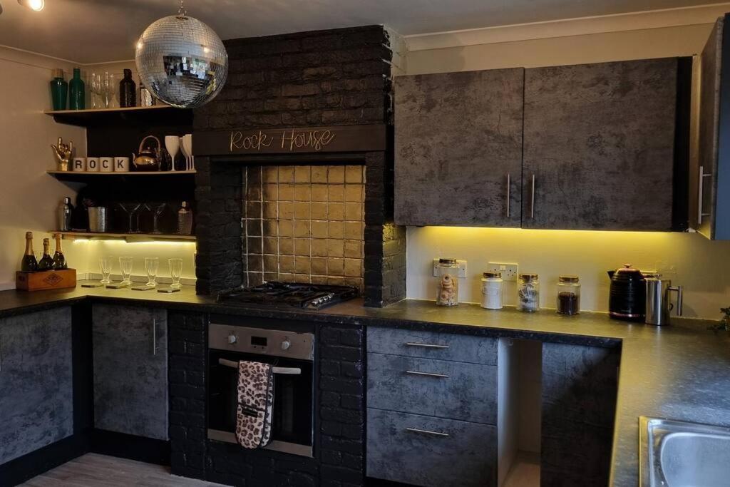 Rock House Deal Kent, Central Eclectic Boho Seaside Villa Buitenkant foto
